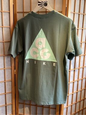 Nike ACG Max90 T-Shirt HJ0798-364 Men's Size Medium